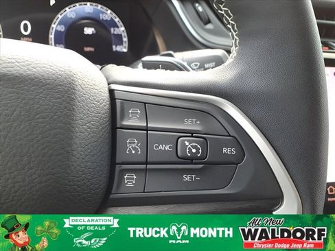 New 2025 Jeep Grand Cherokee Limited image 17