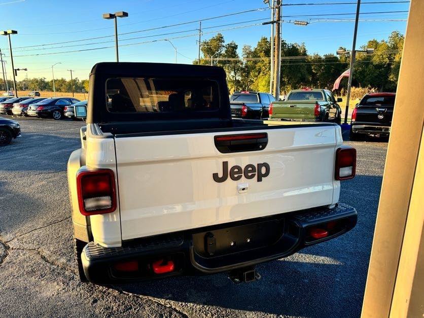 Used 2021 Jeep Gladiator Rubicon w/ Cold Weather Group AWD/4WD image 5