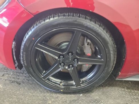 Used 2015 Ford Mustang GT Premium w/ GT Performance Package RWD image 18