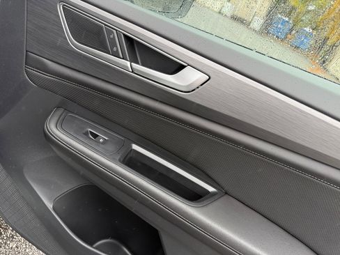 New 2026 Volkswagen Atlas Cross Sport SE image 31