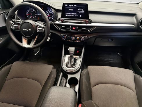 Used 2024 Kia Forte LXS w/ LXS Technology Package image 12