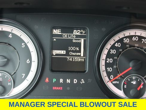 Used 2021 RAM 1500 Classic SLT AWD/4WD image 11