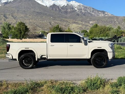 Used 2026 GMC Sierra 2500 AT4 AWD/4WD image 8