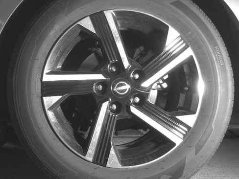 Used 2025 Nissan Sentra SV image 14