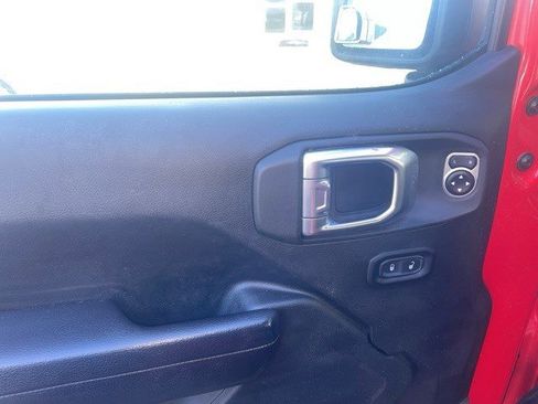 Used 2020 Jeep Gladiator Sport w/ Quick Order Package 24S image 14