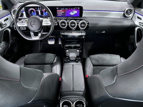 Used 2023 Mercedes-Benz CLA 250 image 13
