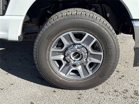 New 2026 Ford F350 Lariat image 9