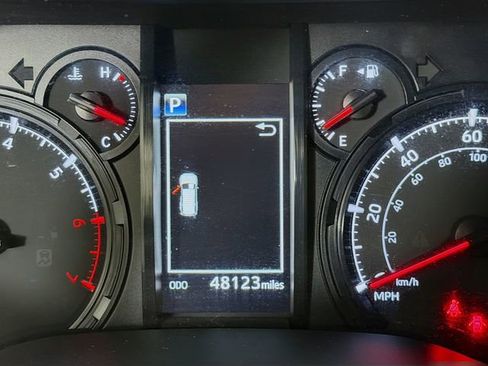 Used 2023 Toyota 4Runner SR5 image 13