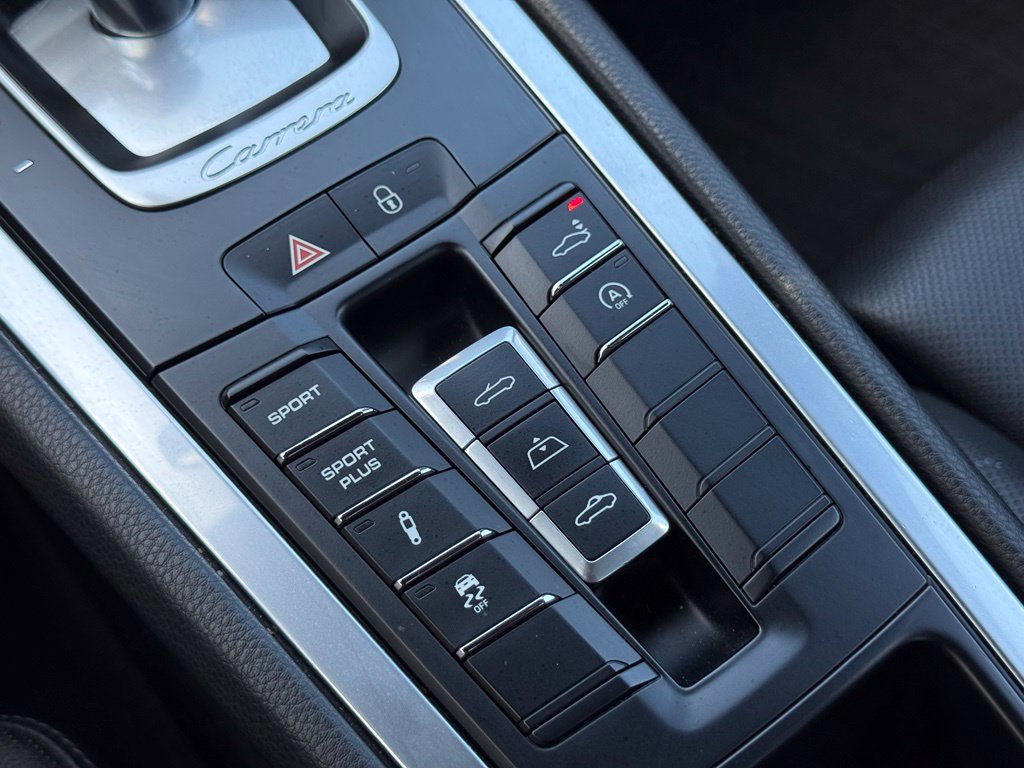 Certified 2015 Porsche 911 Carrera S RWD image 16