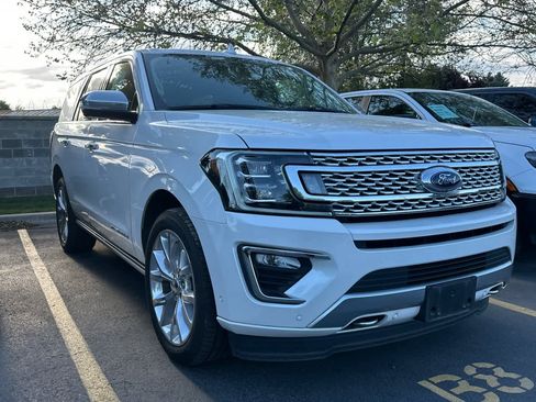 Used 2019 Ford Expedition Platinum AWD/4WD image 3