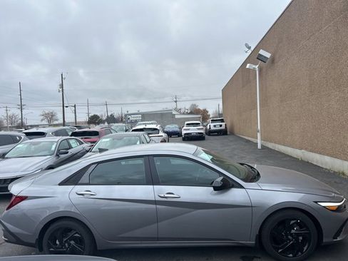 New 2026 Hyundai Elantra Sport image 4