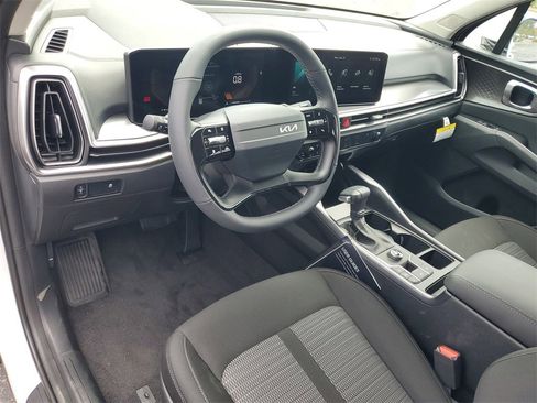 New 2026 Kia Sorento LX image 6