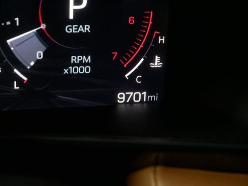 Used 2025 GMC Canyon AT4 w/ Technology Plus Package AWD/4WD image 35