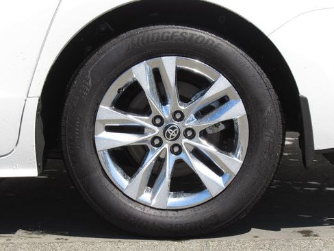 Certified 2025 Toyota Sienna XLE w/ XLE Plus Package AWD/4WD image 44