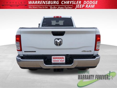 Used 2024 RAM 2500 Big Horn AWD/4WD image 8
