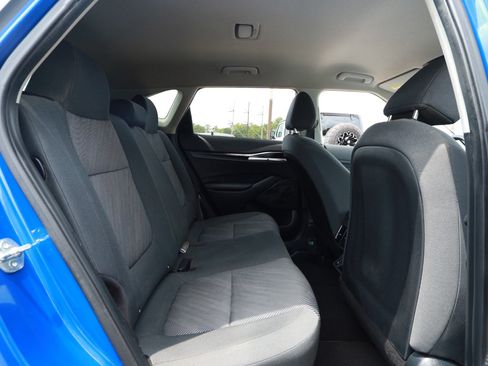 Used 2024 Kia Seltos LX AWD/4WD image 25
