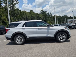 New 2026 Ford Explorer Active w/ Active Comfort Package RWD video 3