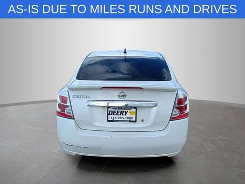 Used 2012 Nissan Sentra 2.0 S FWD image 6