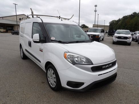 Used 2021 RAM ProMaster City Tradesman SLT image 11