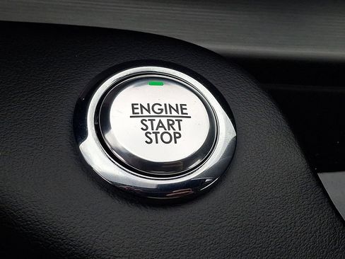 Used 2023 Lincoln Aviator AWD w/ Premium Package image 25
