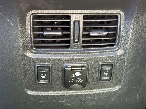 Used 2017 Nissan Titan Platinum Reserve image 18