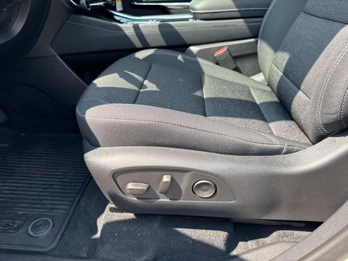 New 2025 Chevrolet Traverse LT w/ Enhanced Driving Package image 10