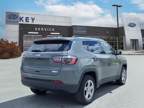Used 2024 Jeep Compass Latitude AWD/4WD image 5