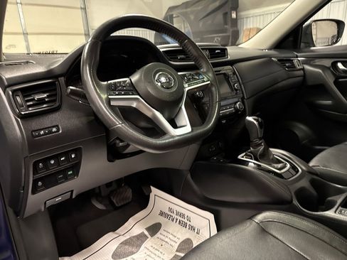 Used 2019 Nissan Rogue SL image 17