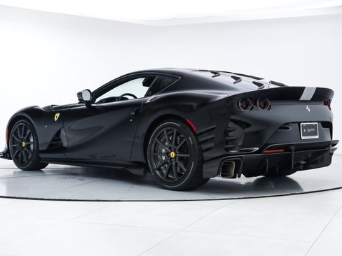 Certified 2022 Ferrari 812 Competizione RWD image 7