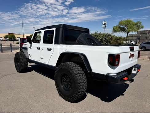 Used 2021 Jeep Gladiator Mojave AWD/4WD image 3