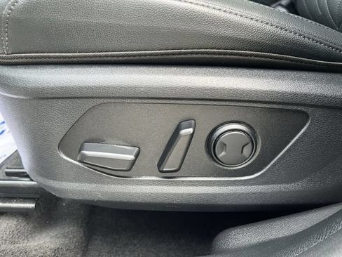 Used 2025 Kia Sportage X-Line w/ Premium Package AWD/4WD image 16