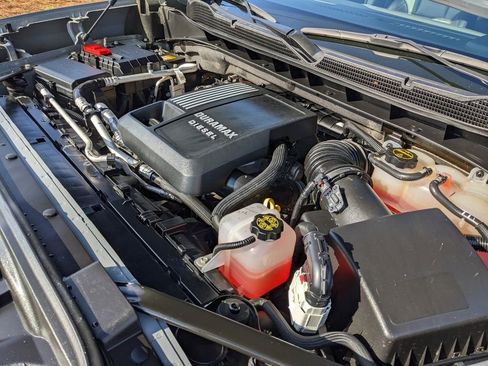 Used 2024 Chevrolet Silverado 1500 ZR2 image 63