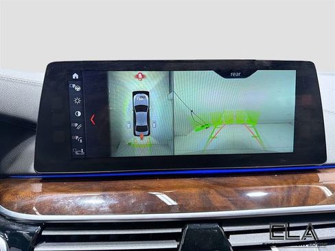 Used 2018 BMW 540i image 15