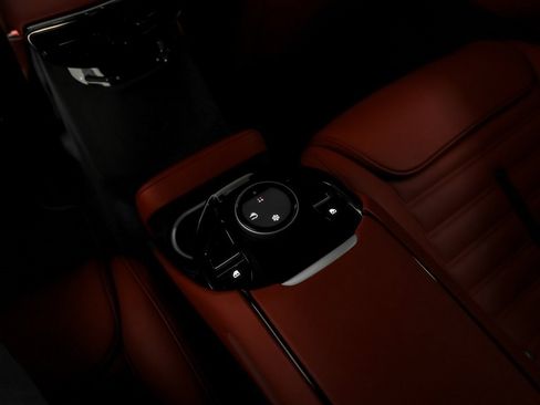 Used 2025 Ferrari Purosangue image 78