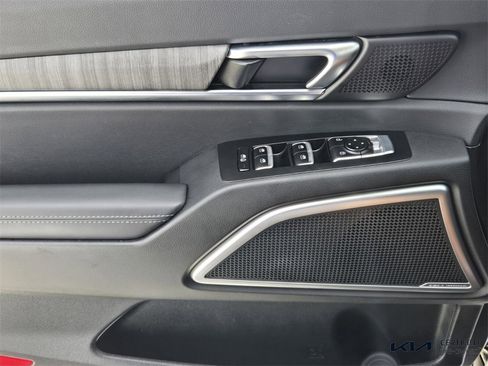 Certified 2024 Kia Telluride EX image 33