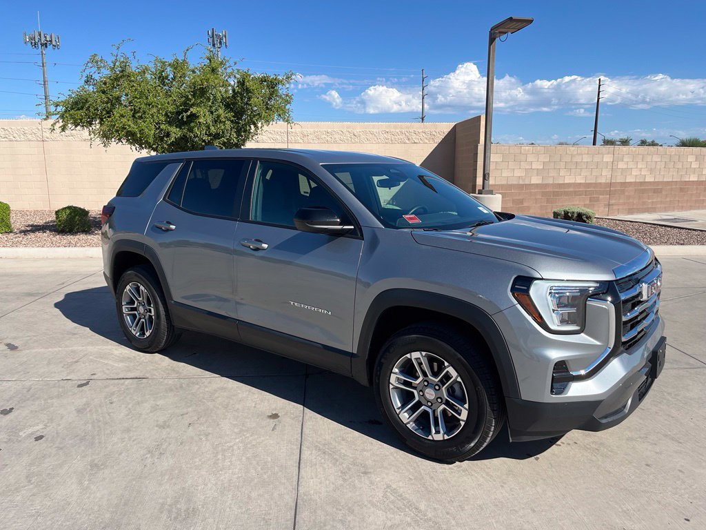Used 2026 GMC Terrain Elevation AWD/4WD image 4