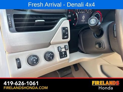 Used 2015 GMC Yukon Denali w/ Open Road Package AWD/4WD image 22