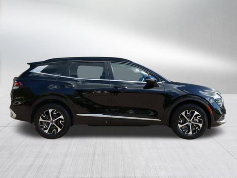 Certified 2025 Kia Sportage EX w/ Premium Package AWD/4WD image 8