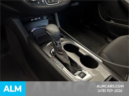 Used 2024 Chevrolet Malibu LT image 36