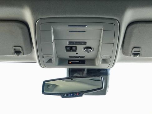 Used 2019 Chevrolet Suburban LT w/ LT Signature Package image 16