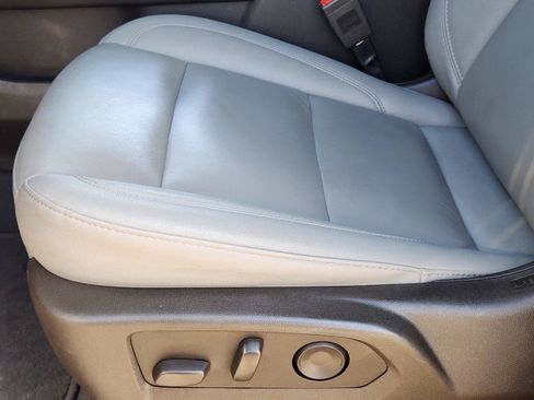 Used 2025 Chevrolet Tahoe LT RWD image 29