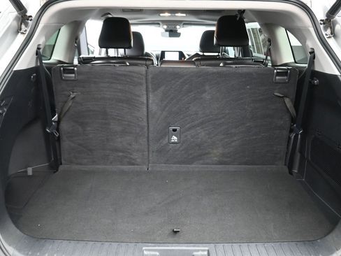 Used 2023 Toyota Highlander XLE image 15