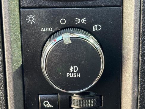 Used 2013 RAM 1500 Express RWD image 13