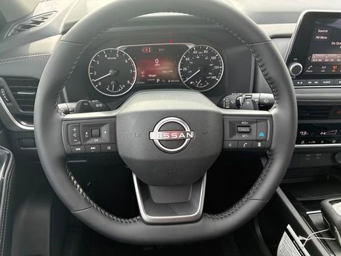 New 2026 Nissan Rogue SV image 18