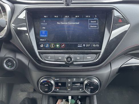 Used 2023 Chevrolet TrailBlazer RS w/ Convenience Package image 12