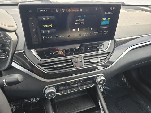 Used 2023 Nissan Altima 2.0 SR image 39