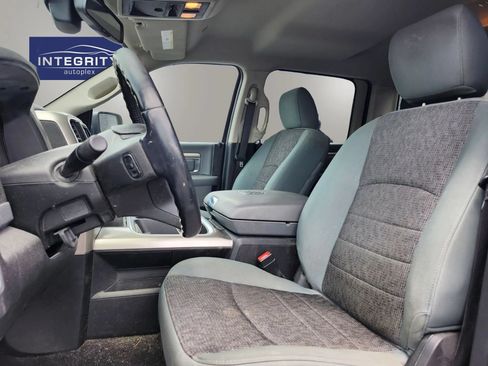 Used 2017 RAM 1500 Big Horn AWD/4WD image 9