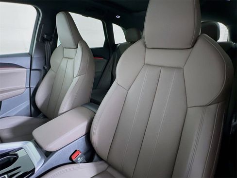 New 2025 Audi Q5 2.0T Premium Plus image 10