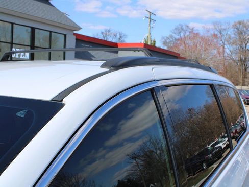 Used 2017 Chrysler Pacifica Touring Plus w/ Tire & Wheel Group image 41