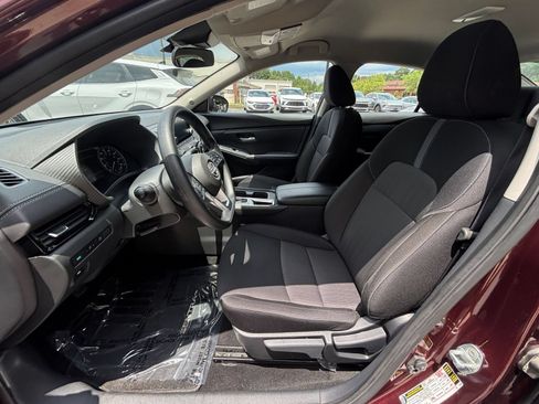 Used 2025 Nissan Sentra SV FWD image 26